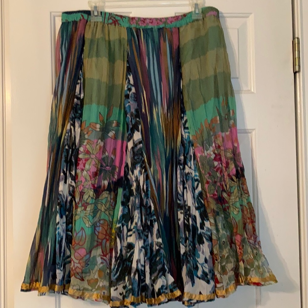 Soft Surroundings Full Skirt EUC